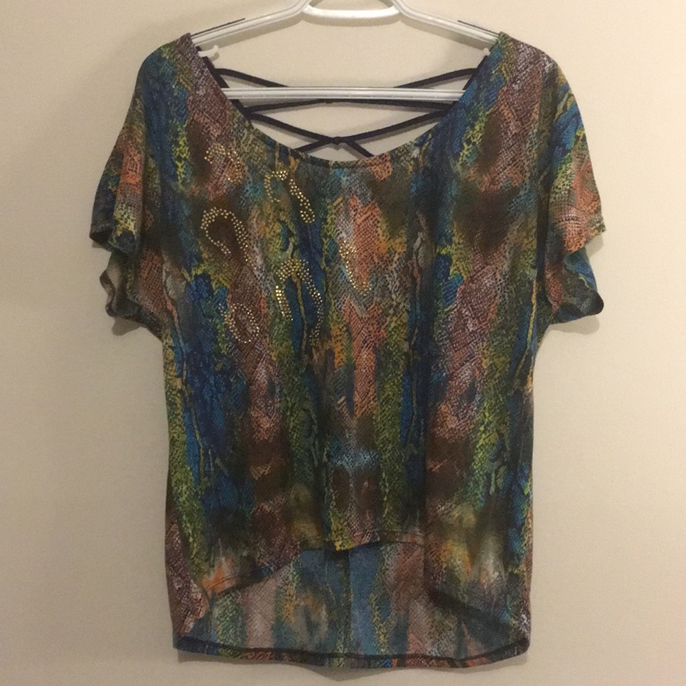 Multicolored top